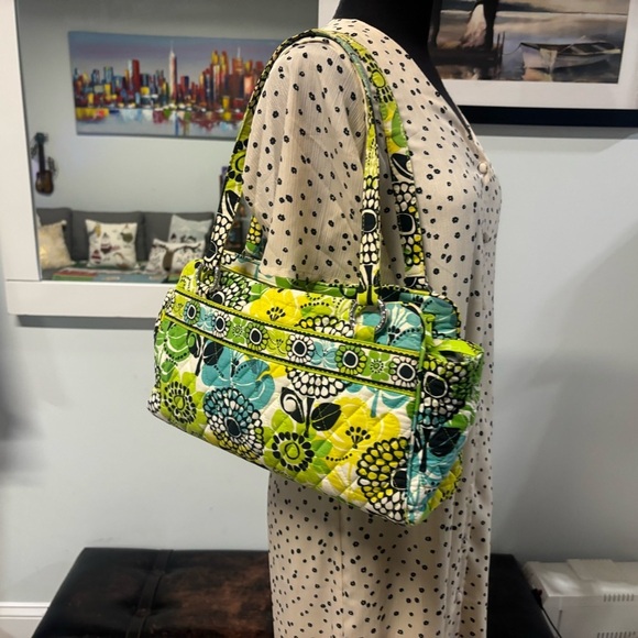 ❤️Vera Bradley Quilted Limes Up Shoulder Bag - Picture 3 of 8